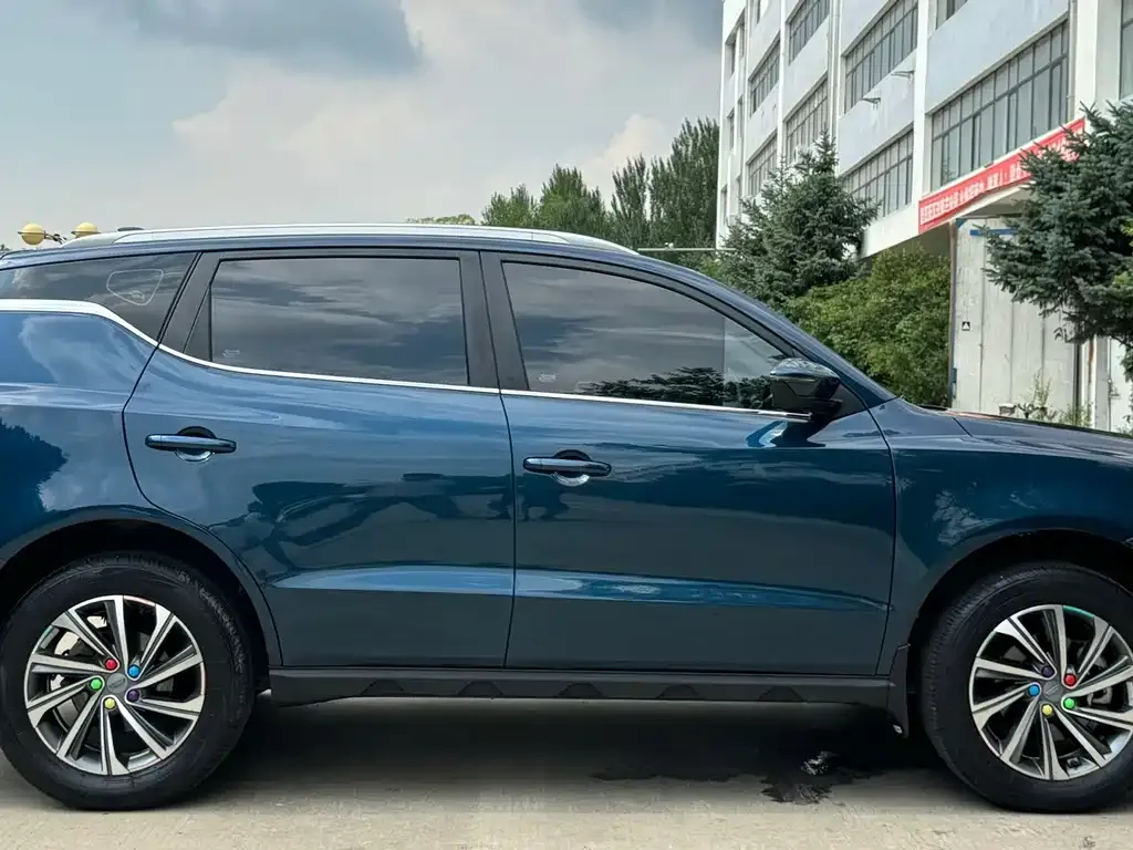 Geely Vision X6 — фото 5