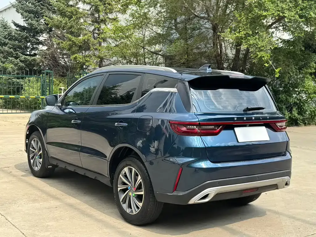 Geely Vision X6 — фото 10