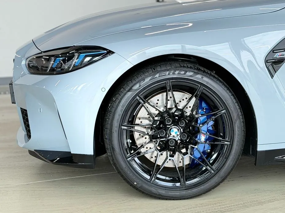 BMW M4 — фото 9