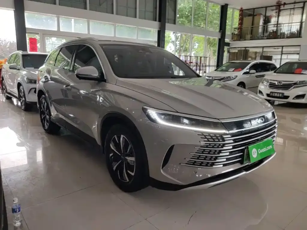 BYD Seal 05 DM-i — фото 9