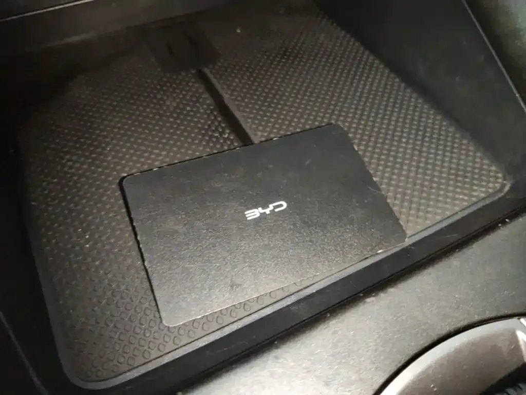 BYD Seal 05 DM-i — фото 3