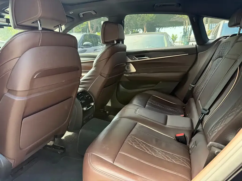 BMW 6 Series GT — фото 2