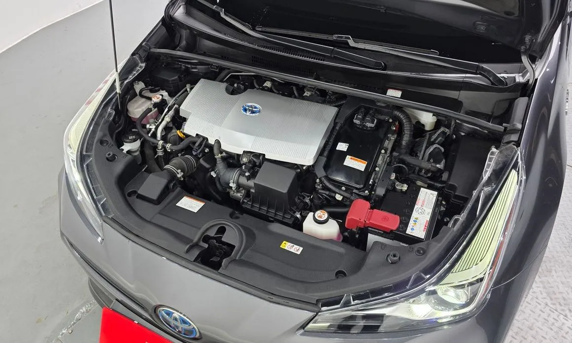 Toyota Prius — фото 8