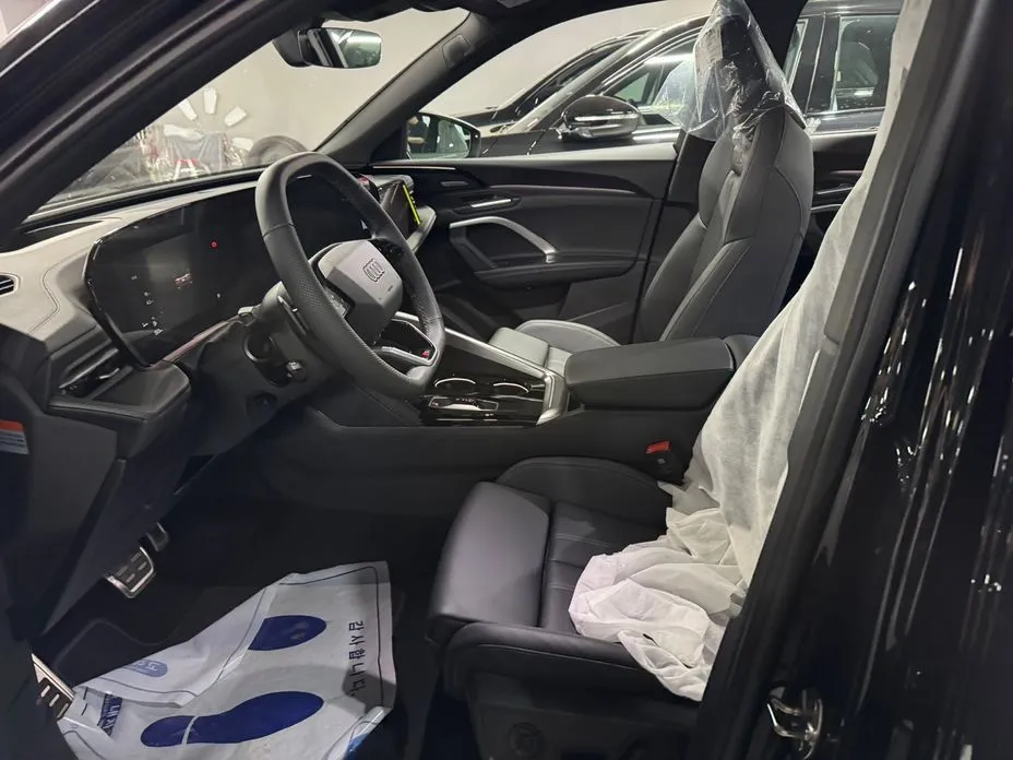 Audi Q5 2025 из KR, фото 7