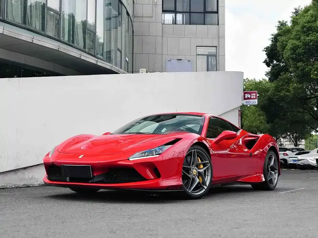 Ferrari F8 — фото 1