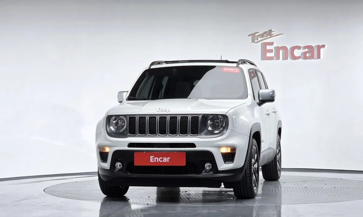 Jeep Renegade — фото 2