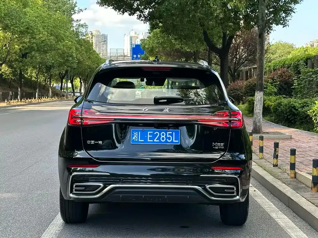 Hongqi HS5 — фото 7