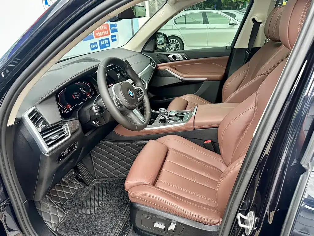 BMW X5 (Import) — фото 4