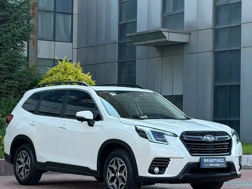 Subaru Forester — фото 3