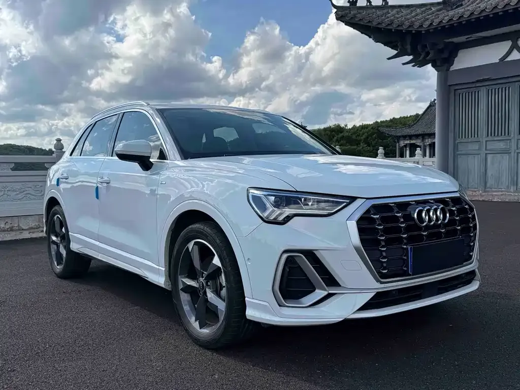 Audi Q3 — фото 3