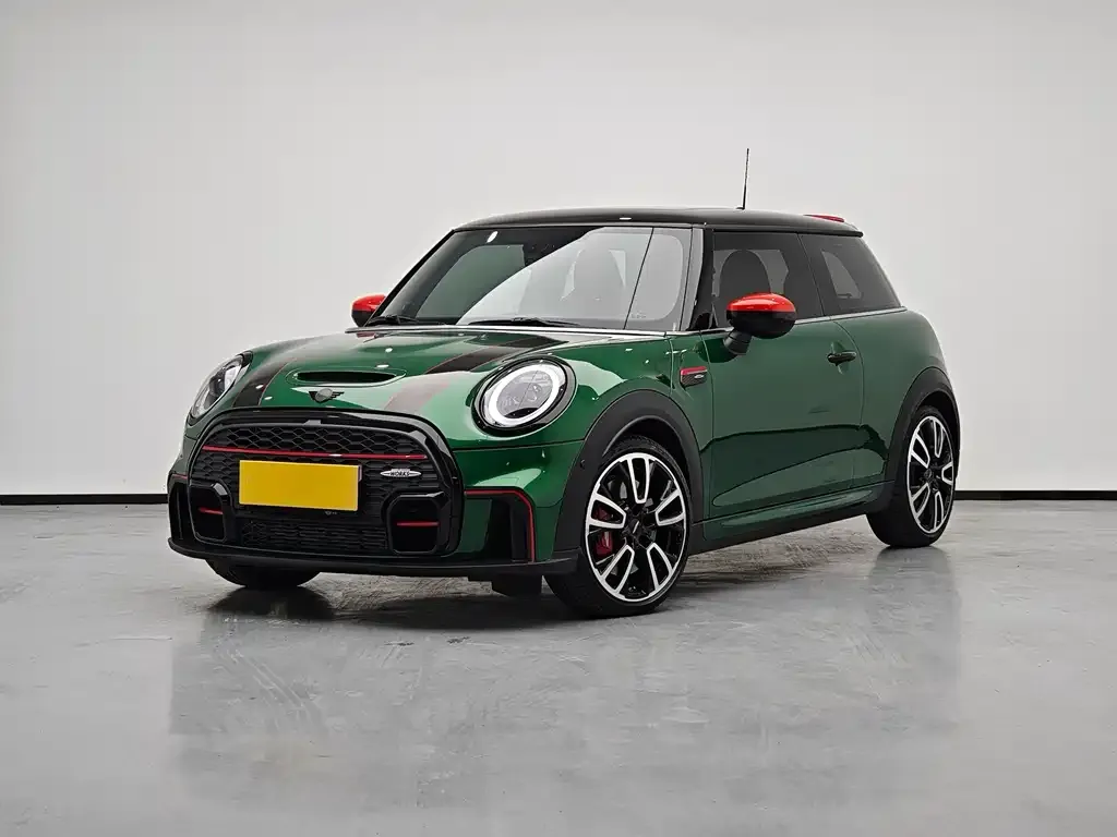 MINI JCW (John Cooper Works) — фото 1