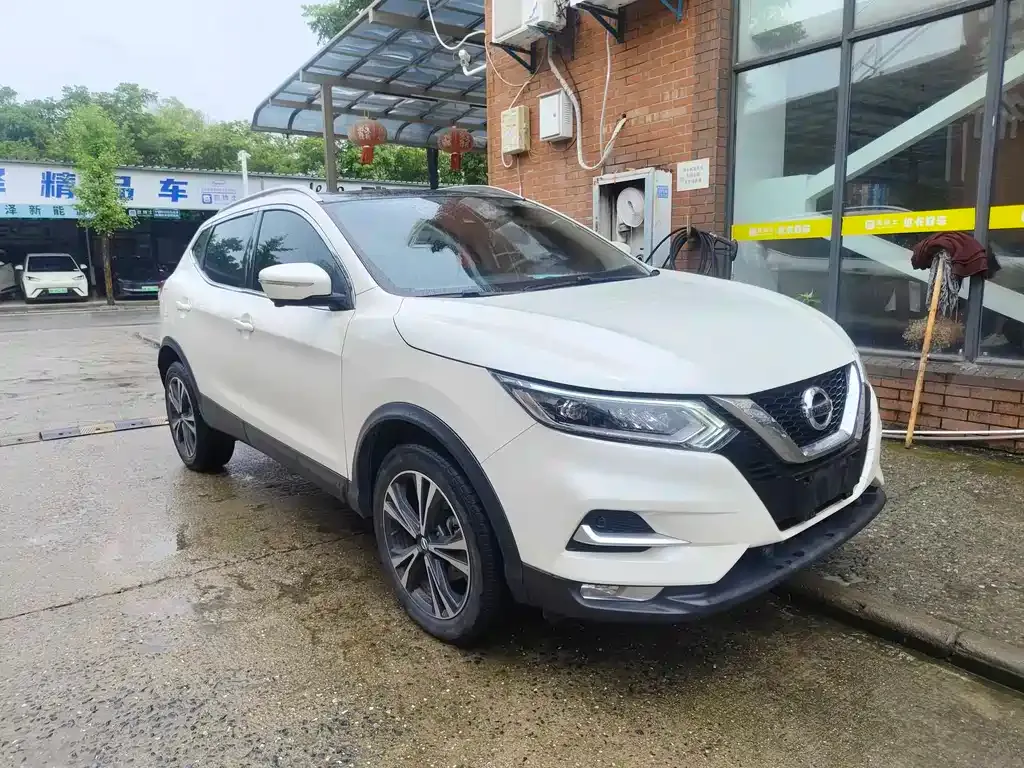 Nissan Qashqai — фото 6