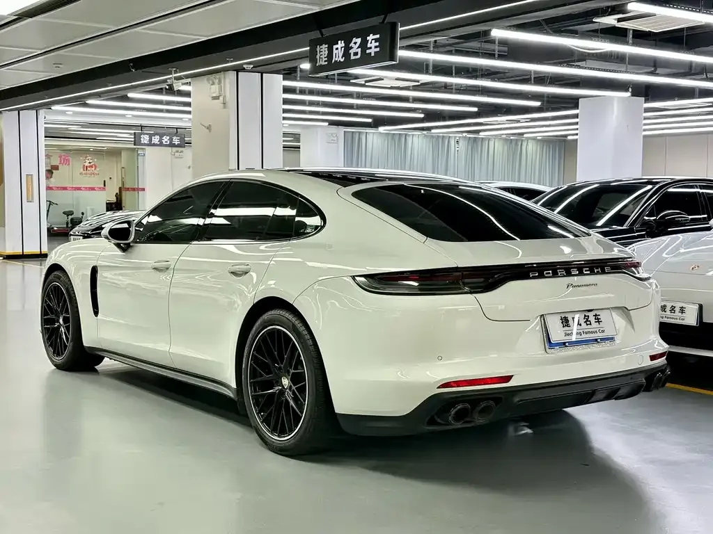 Porsche Panamera — фото 9