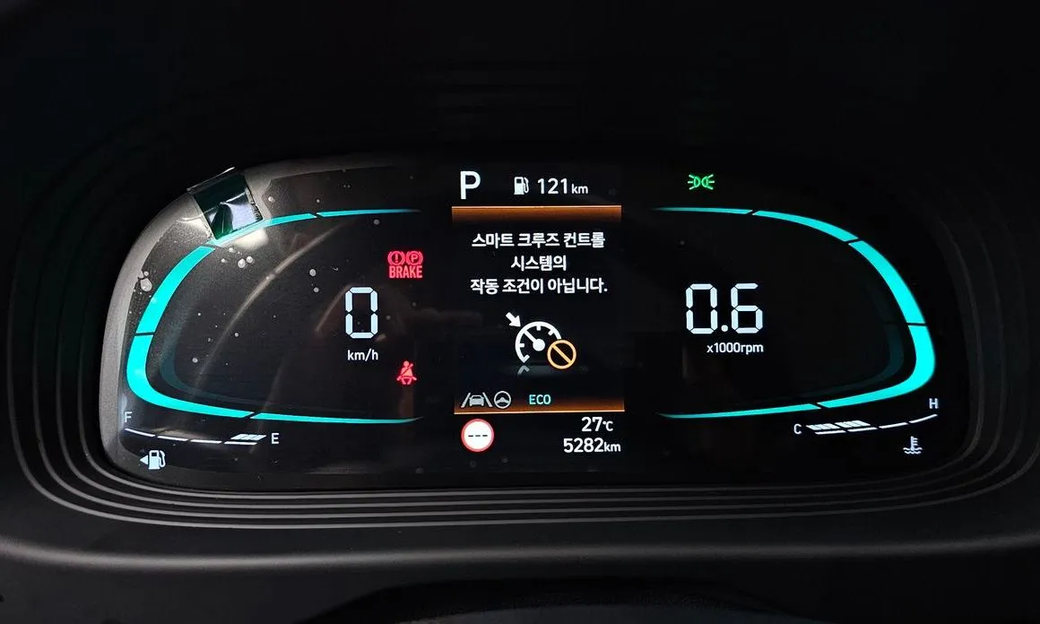 Hyundai Venue — фото 2