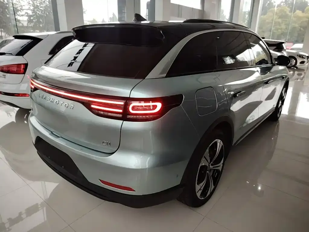Leapmotor C11 — фото 10