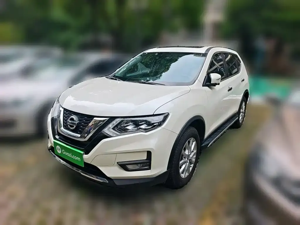 Nissan X-Trail — фото 1