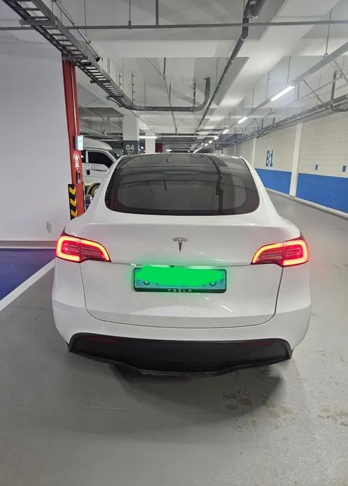 Tesla Model Y 2024 из KR, фото 8