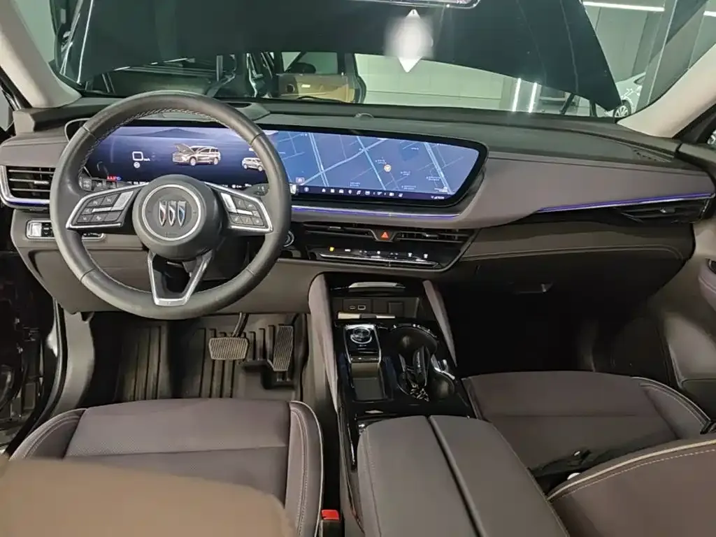 Buick Envision Plus — фото 4