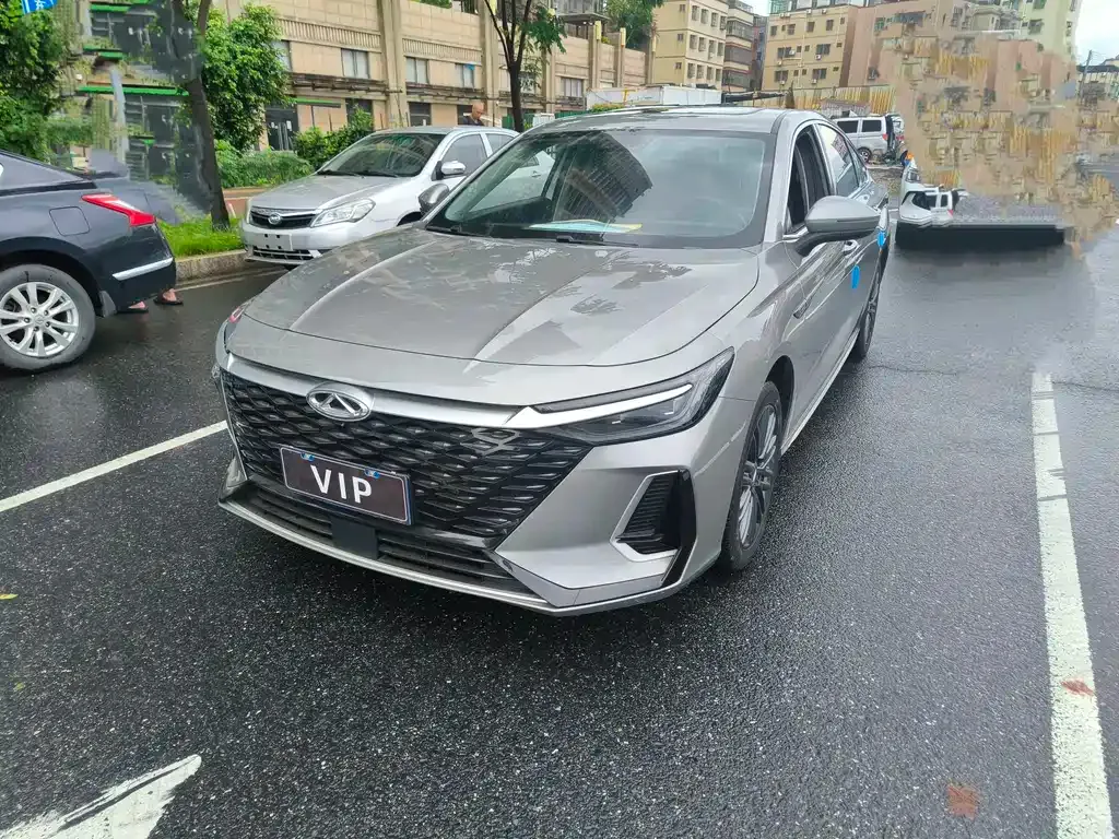Chery Arrizo 8