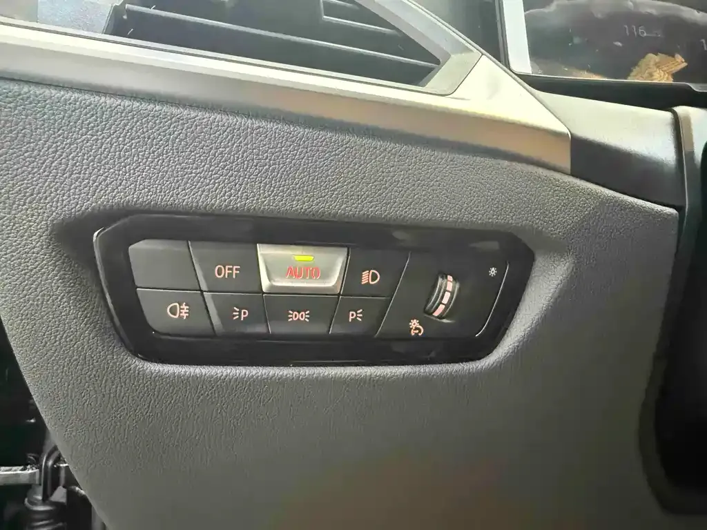 BMW 3 Series — фото 10