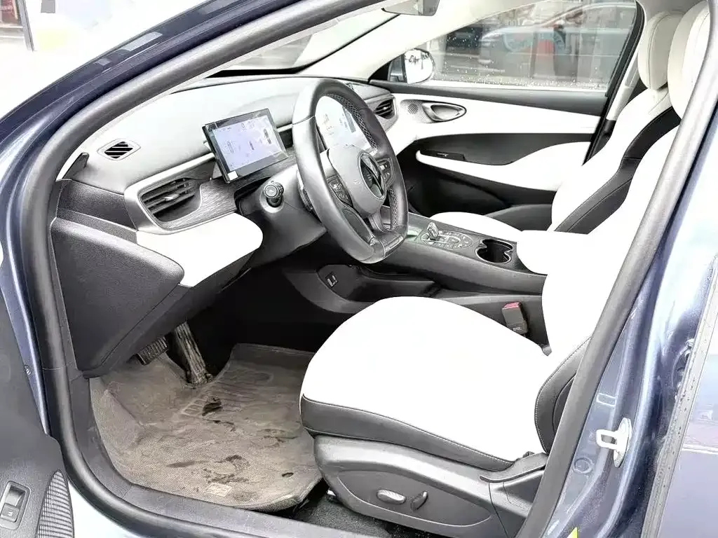 BYD Seal 05 DM-i — фото 3