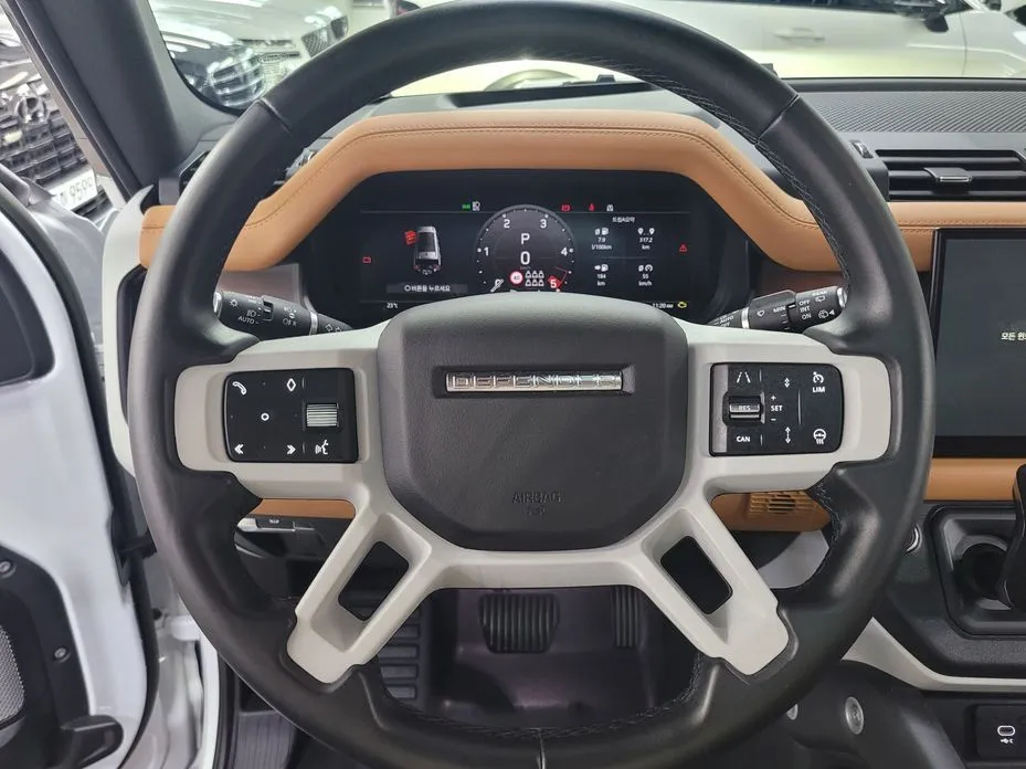 Land Rover Defender — фото 10