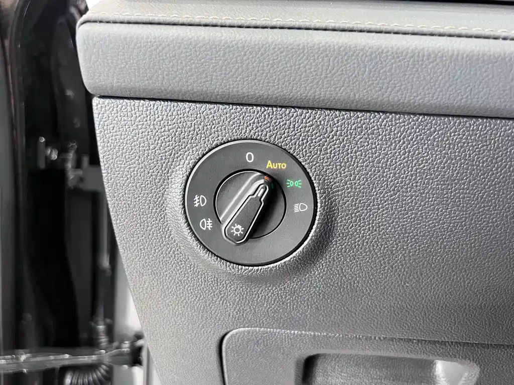 Volkswagen Tharu — фото 10