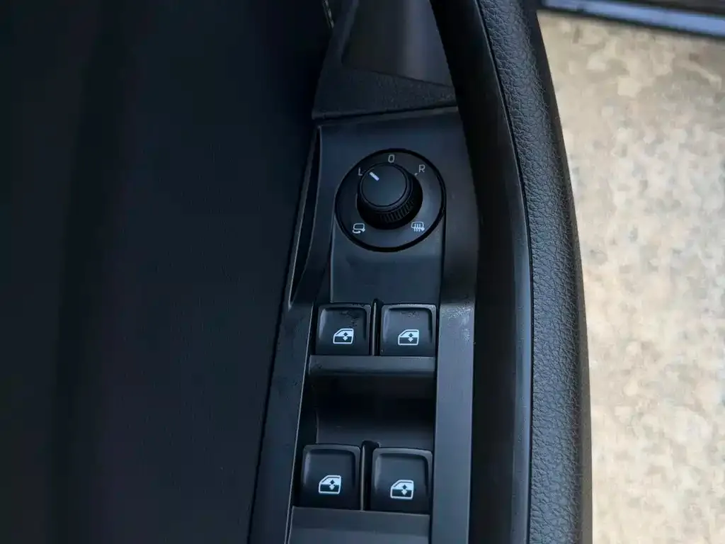 Skoda Superb — фото 2