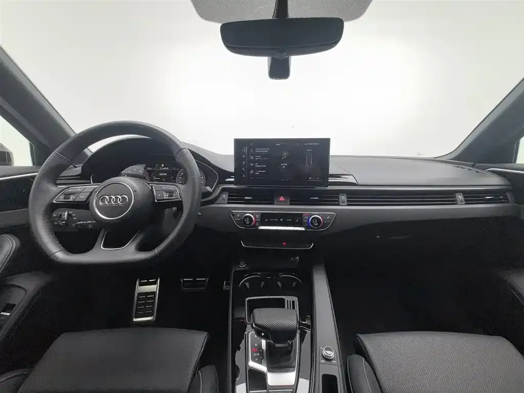 Audi A4L — фото 5