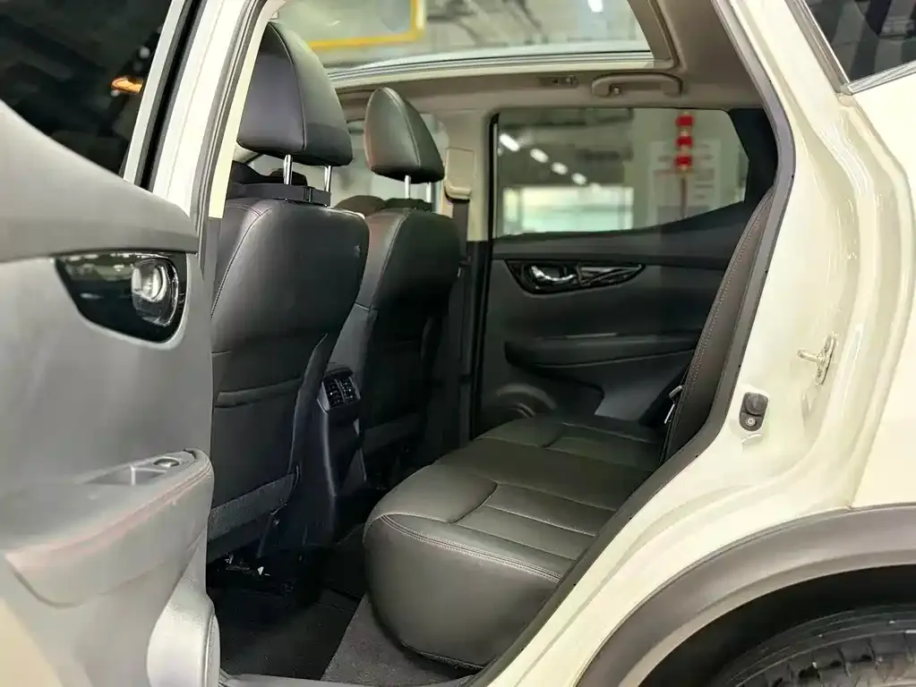 Nissan Qashqai — фото 2