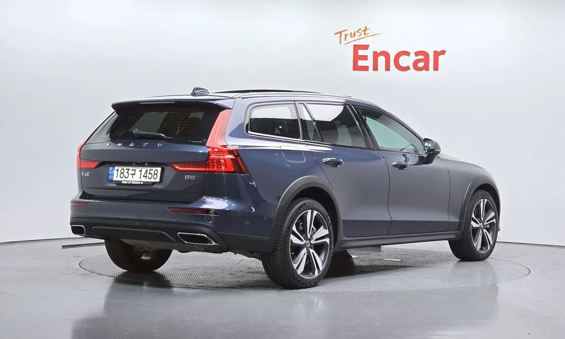Volvo V60 — фото 2