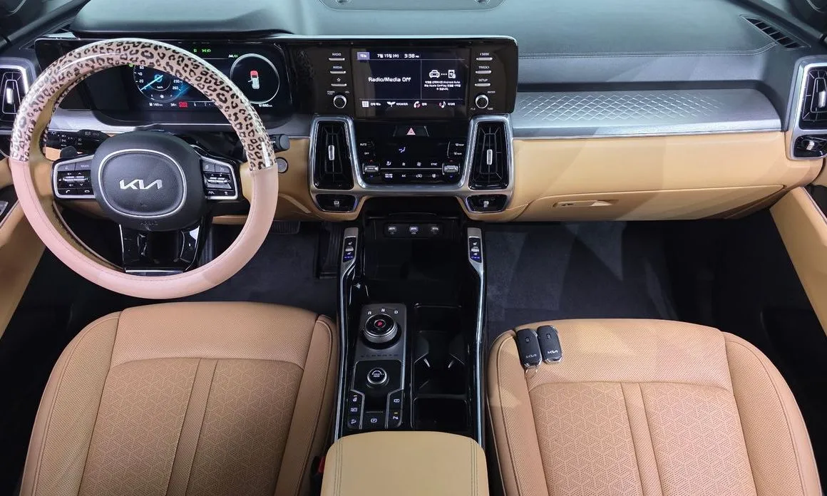 Kia Sorento — фото 5