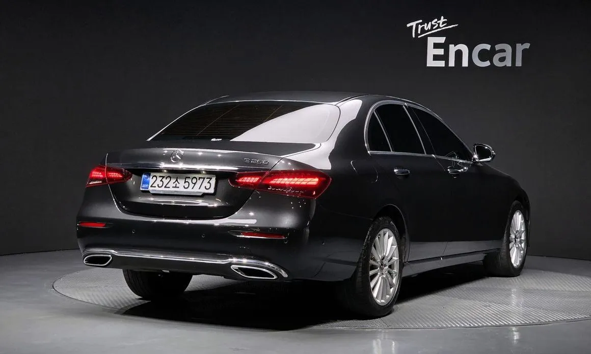 Mercedes-Benz E-Class 2022 из KR, фото 4
