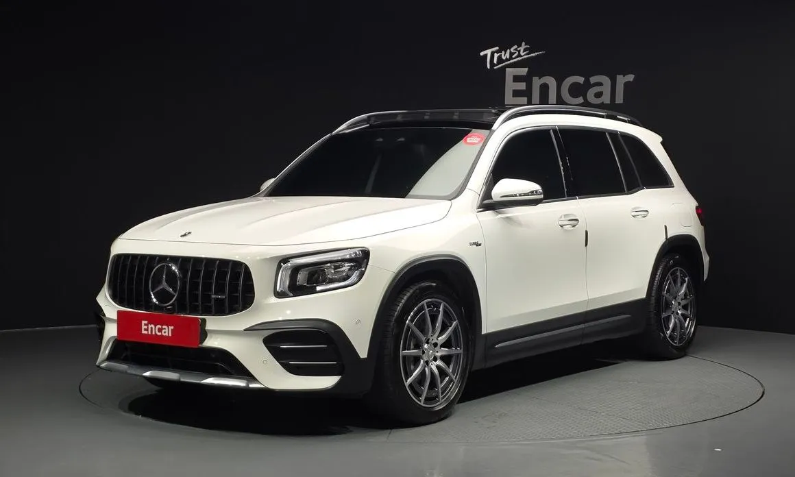 Mercedes-Benz GLB-Class — фото 1