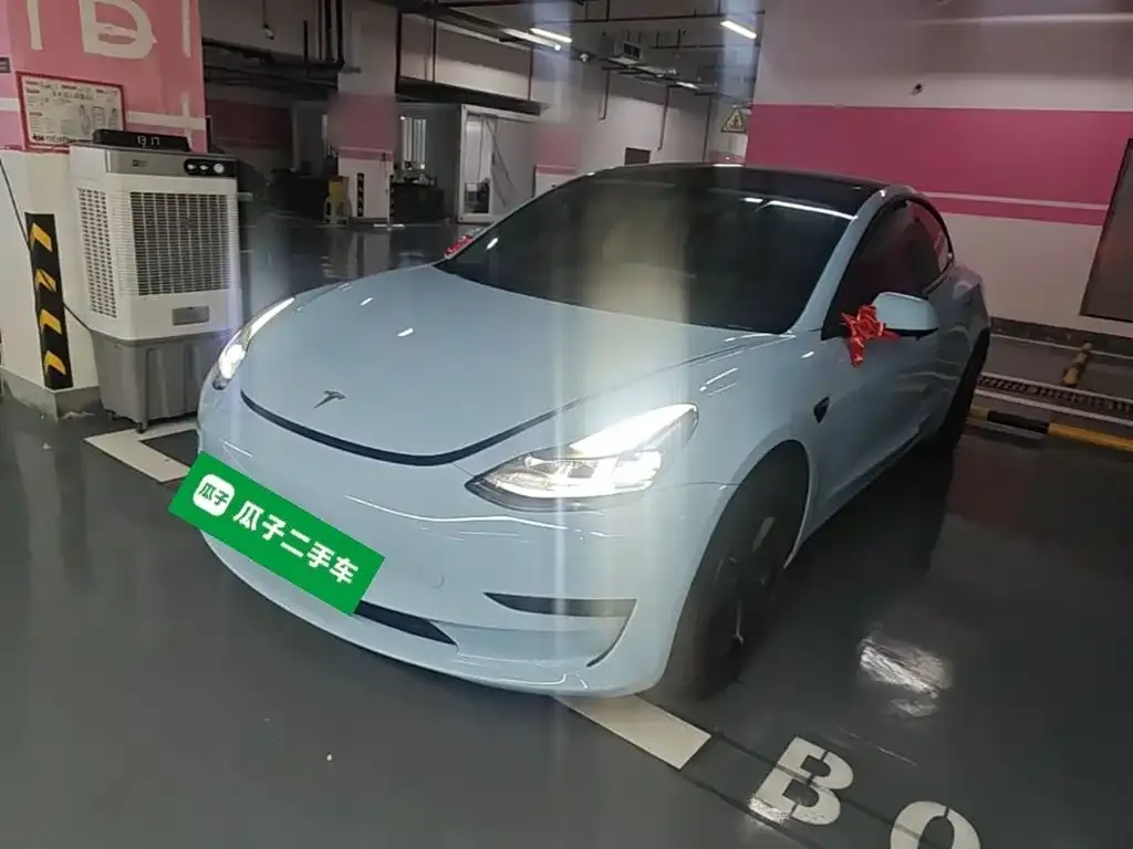 Tesla Model 3 — фото 6