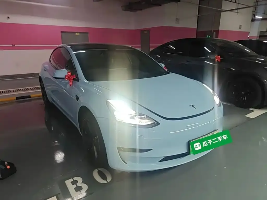 Tesla Model 3 — фото 2