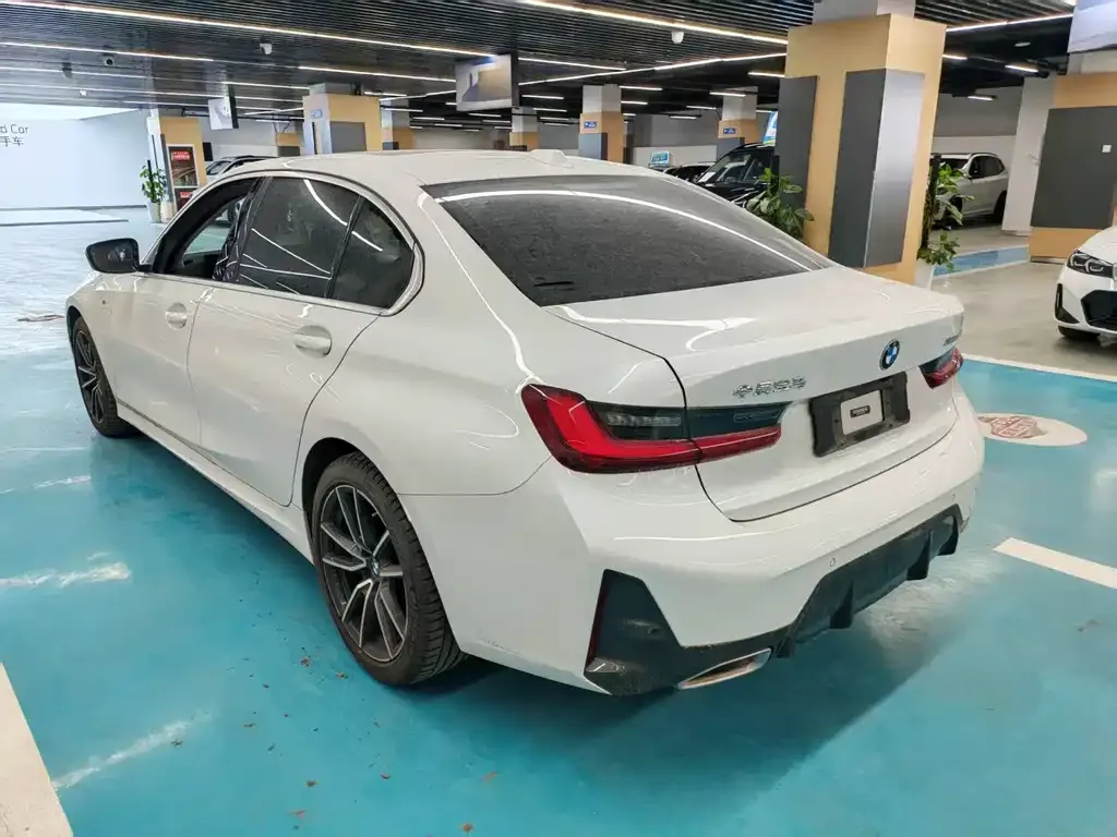 BMW 3 Series — фото 10