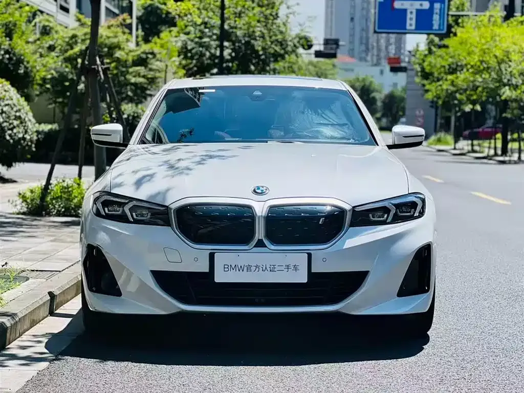 BMW i3 — фото 8