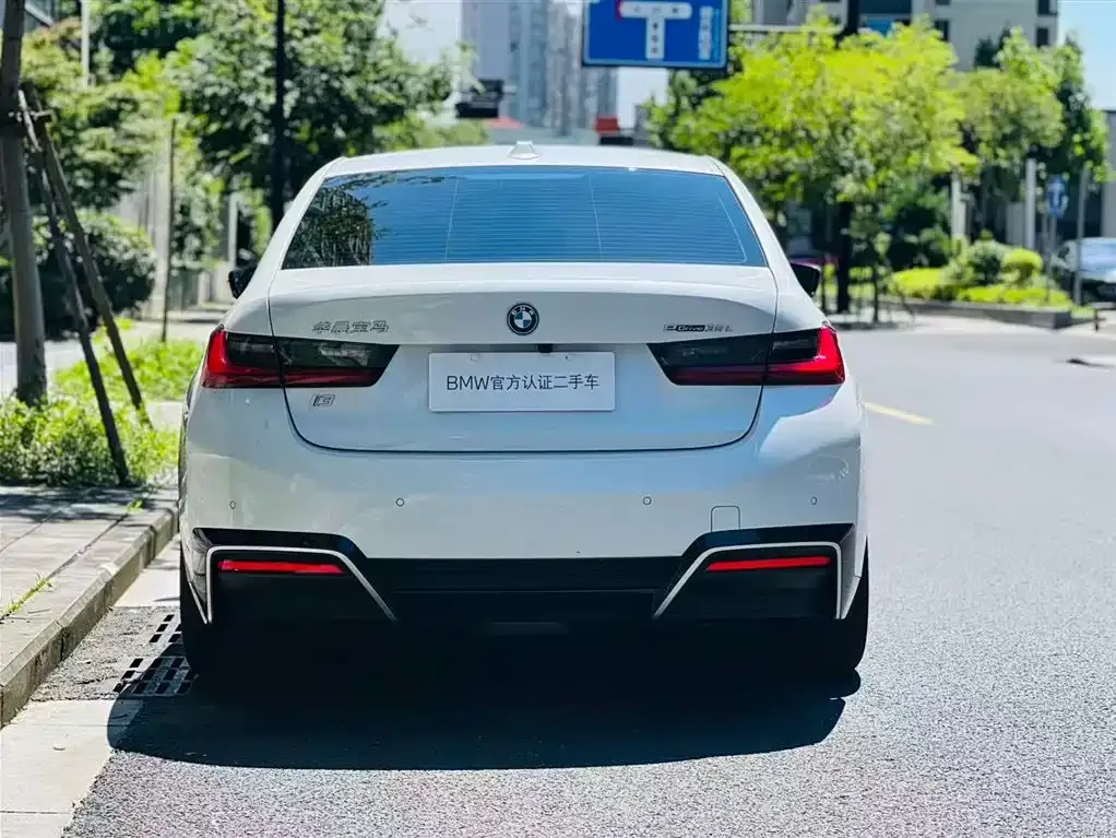 BMW i3 — фото 9