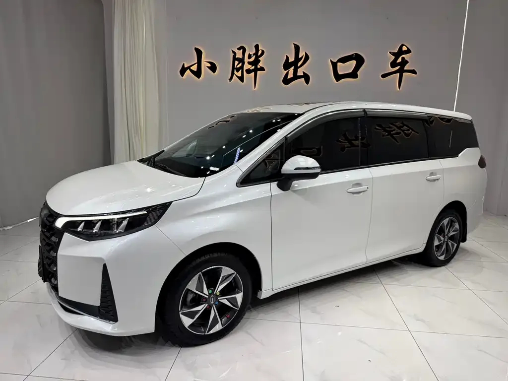 GAC Motor Trumpchi M6 — фото 6