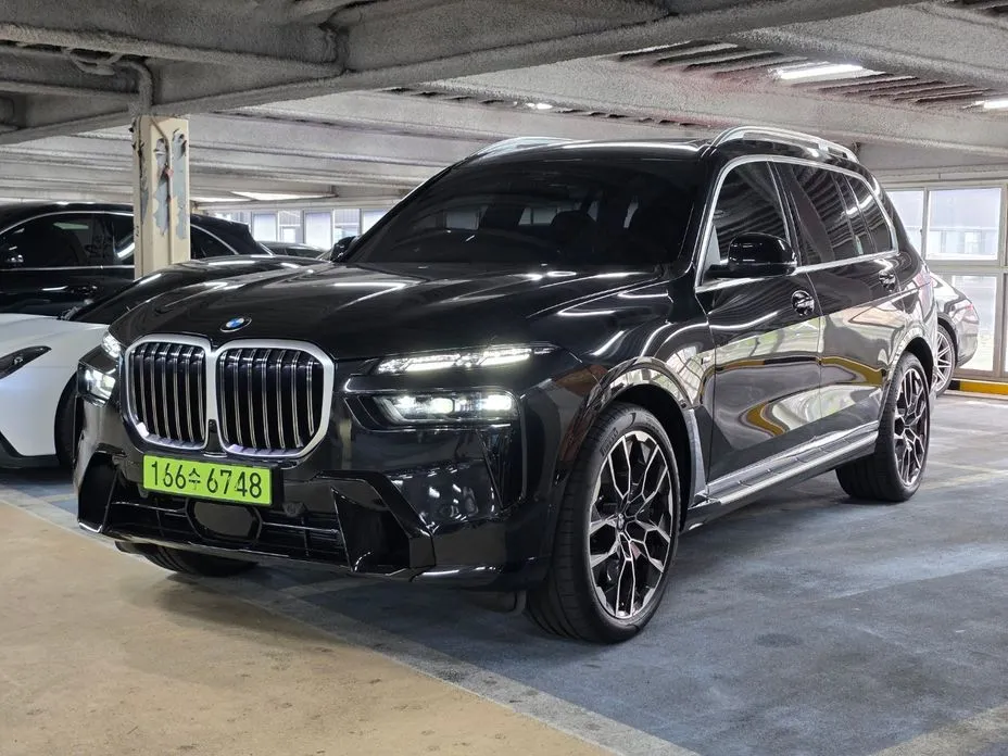 BMW X7 — фото 1