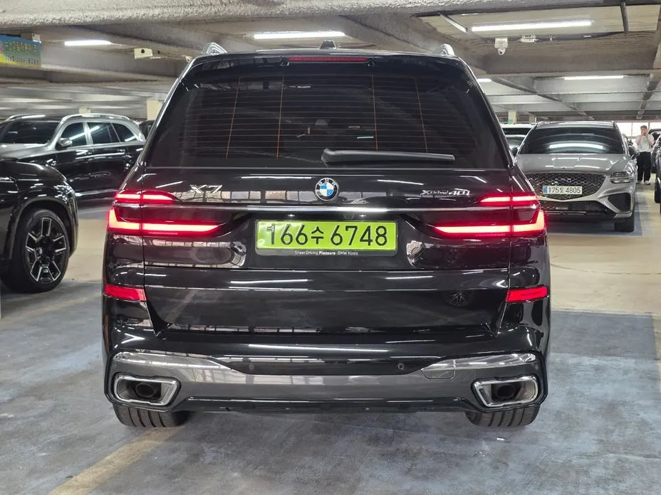 BMW X7 — фото 9