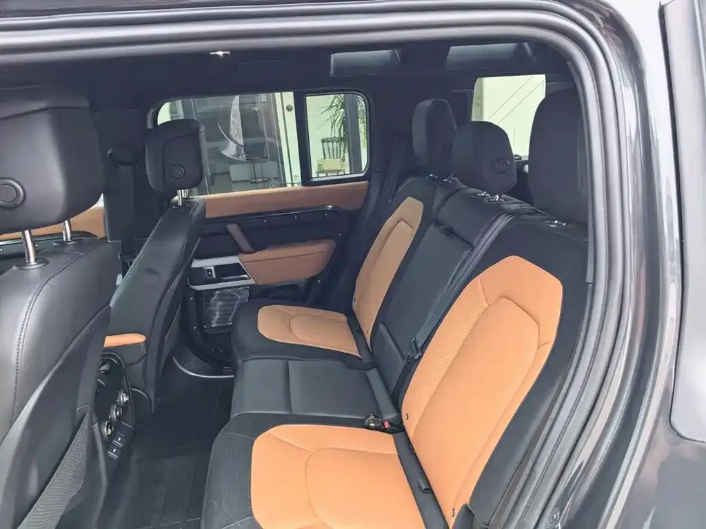 Land Rover Defender — фото 5