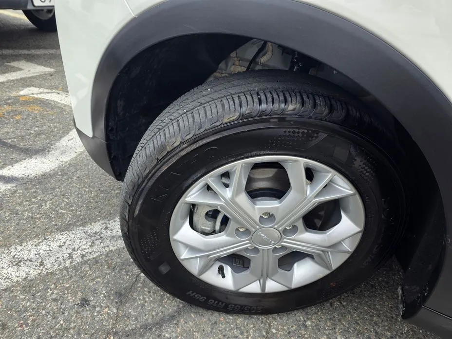 KG Mobility (Ssangyong) TIBOLI 2026 из KR, фото 3