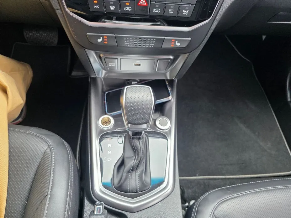 KG Mobility (Ssangyong) TIBOLI 2026 из KR, фото 6
