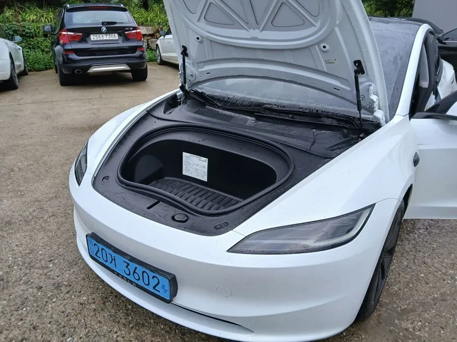 Tesla Model 3 — фото 8