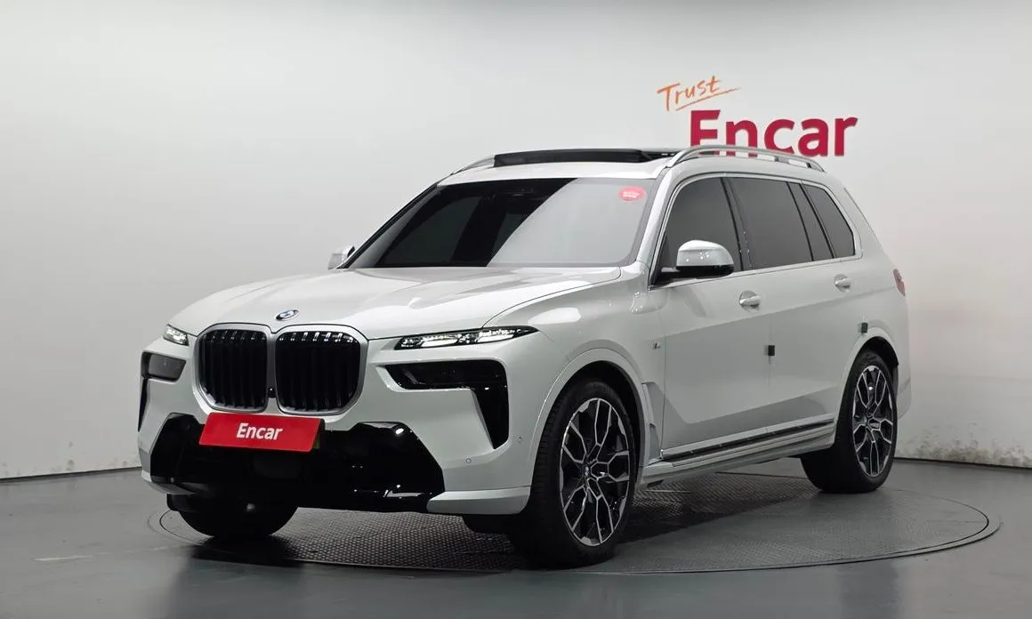 BMW X7 — фото 1