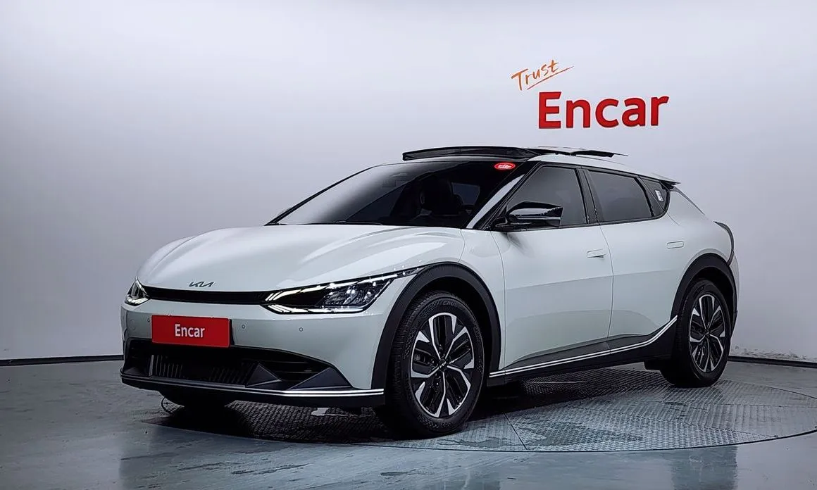 Kia EV6 — фото 1