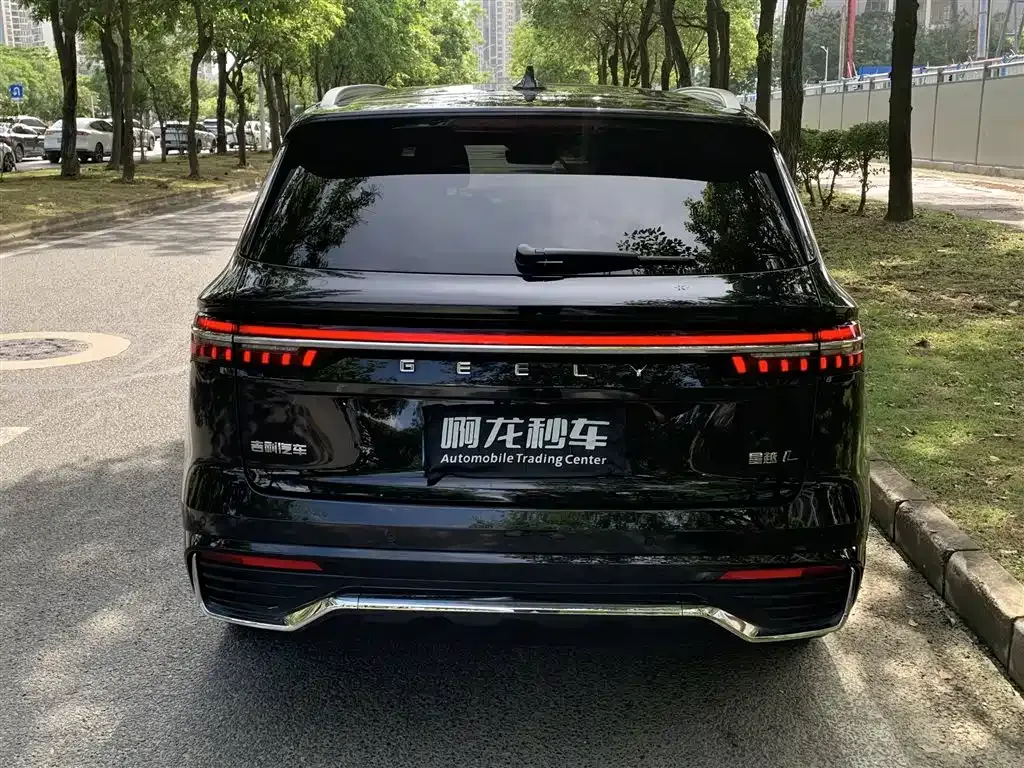 Geely Xingyue L — фото 8