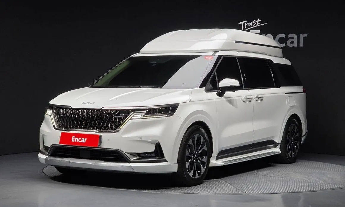Kia Carnival — фото 1